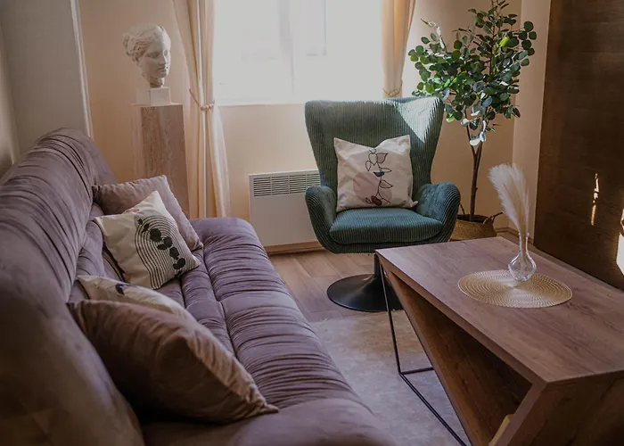 Angelina Art Διαμέρισμα *